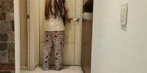 อมควยหนุ่มข้างห้อง